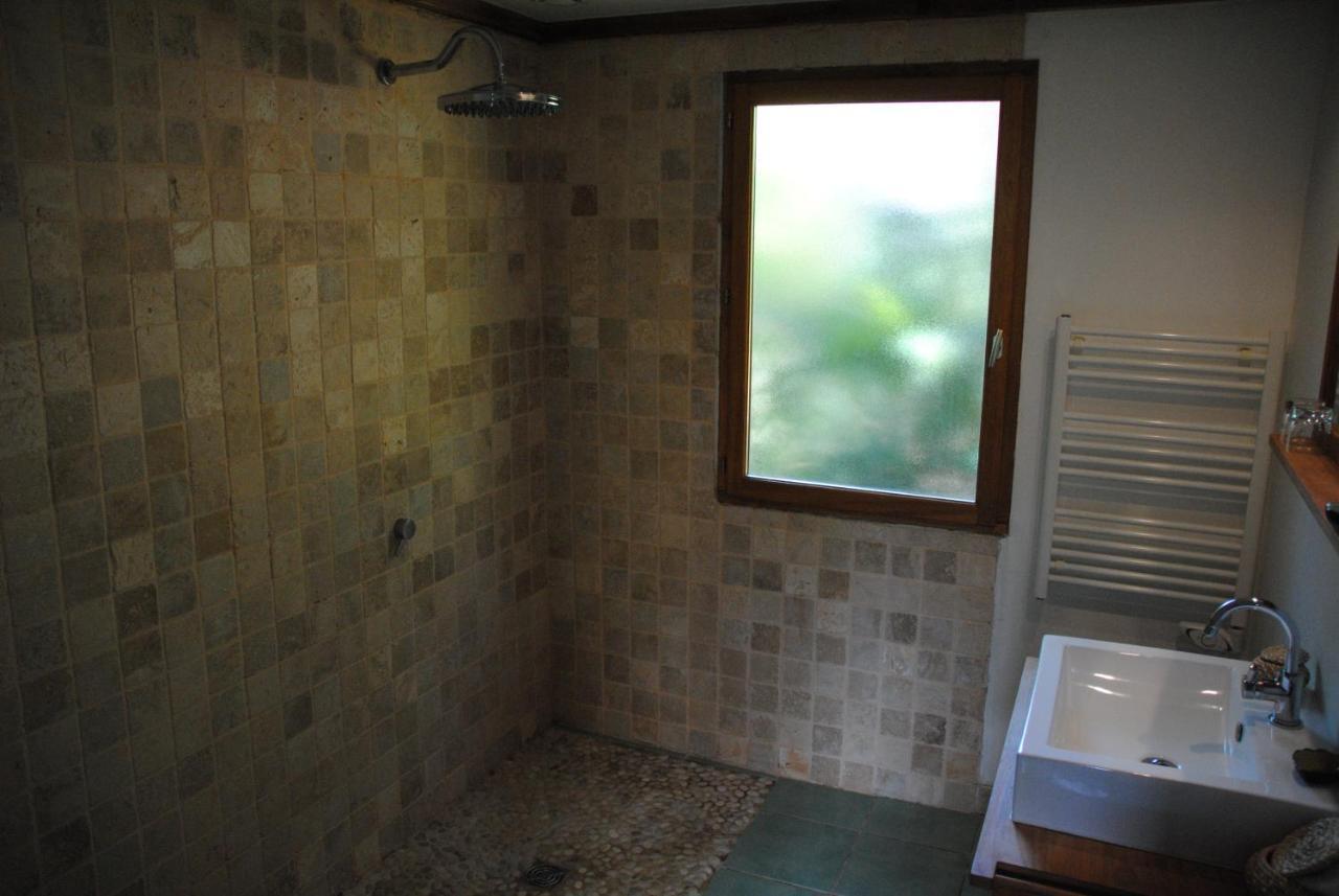 Chalet Insolite Bois Cailloux Avec