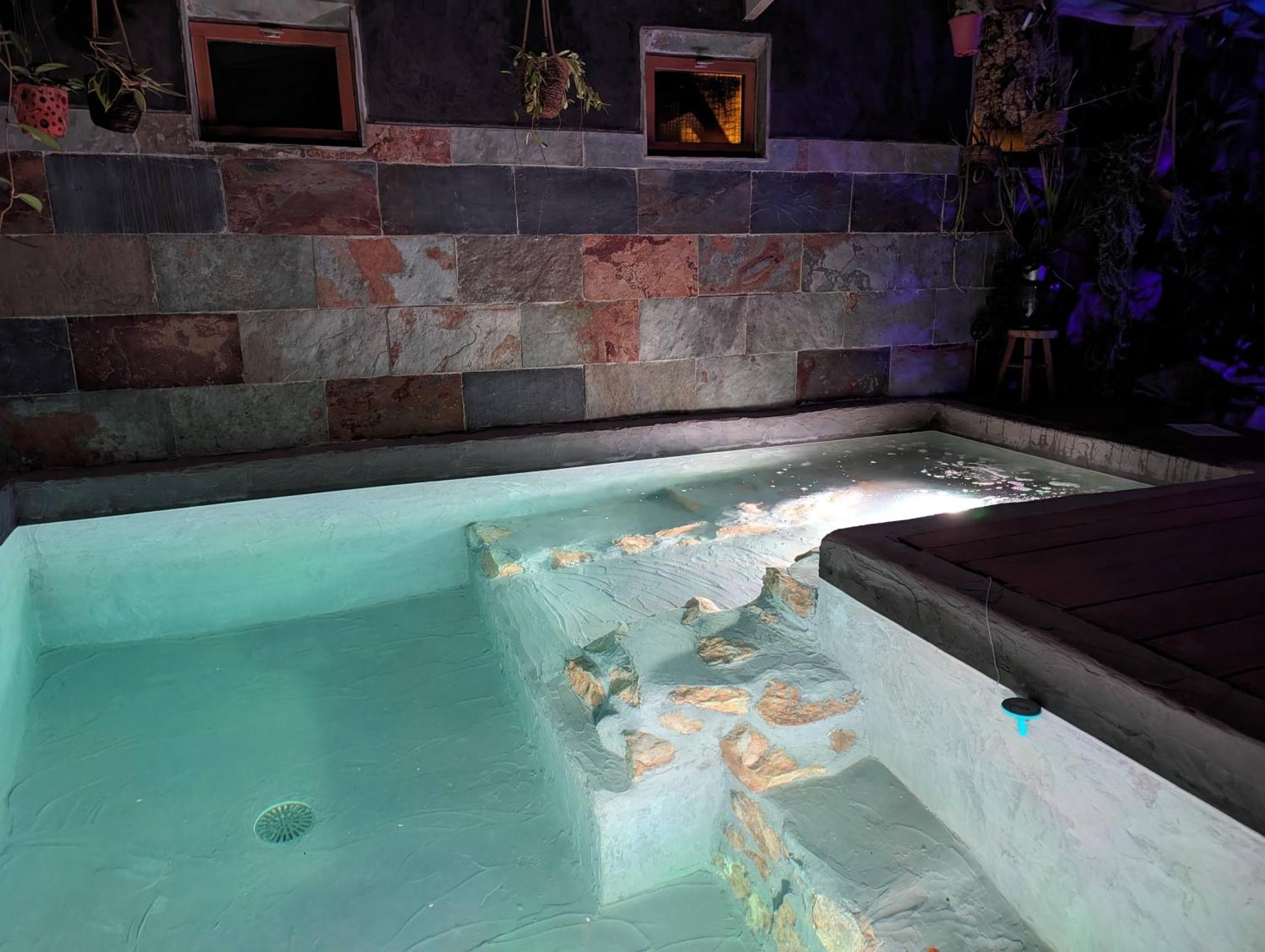 Chalet Insolite Bois Cailloux Avec Saint-Remeze